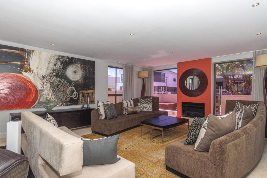 8 Bedroom Property for Sale in Sunset Beach Western Cape